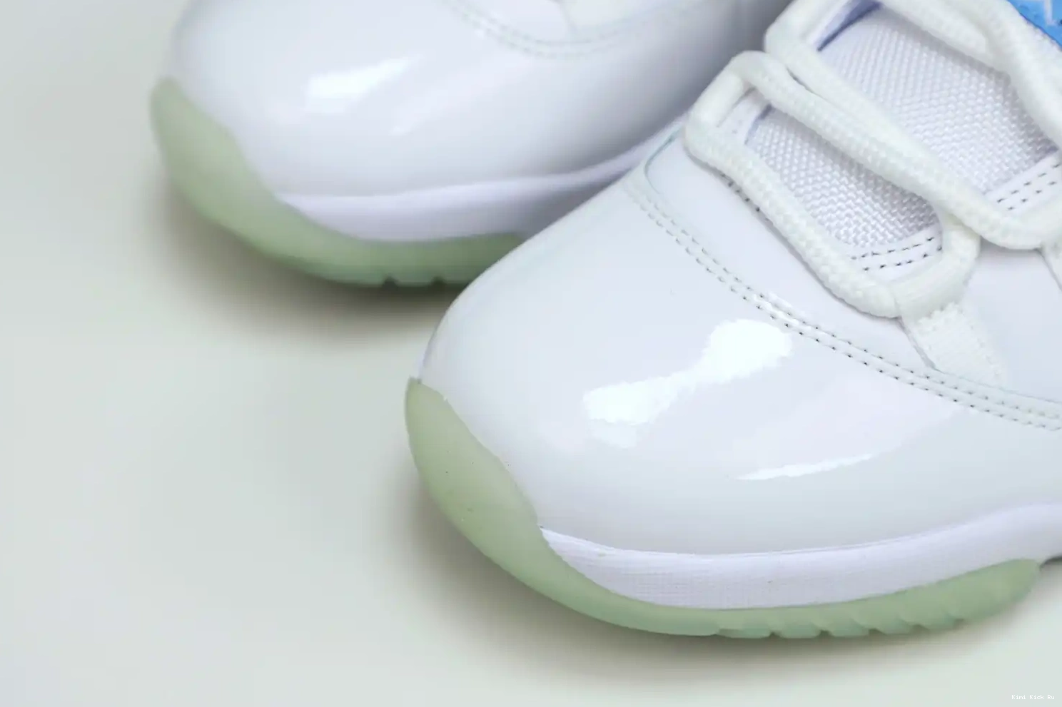 AIR JORDAN RETRO Kimikick LOW 11 BLUE LEGEND 0718